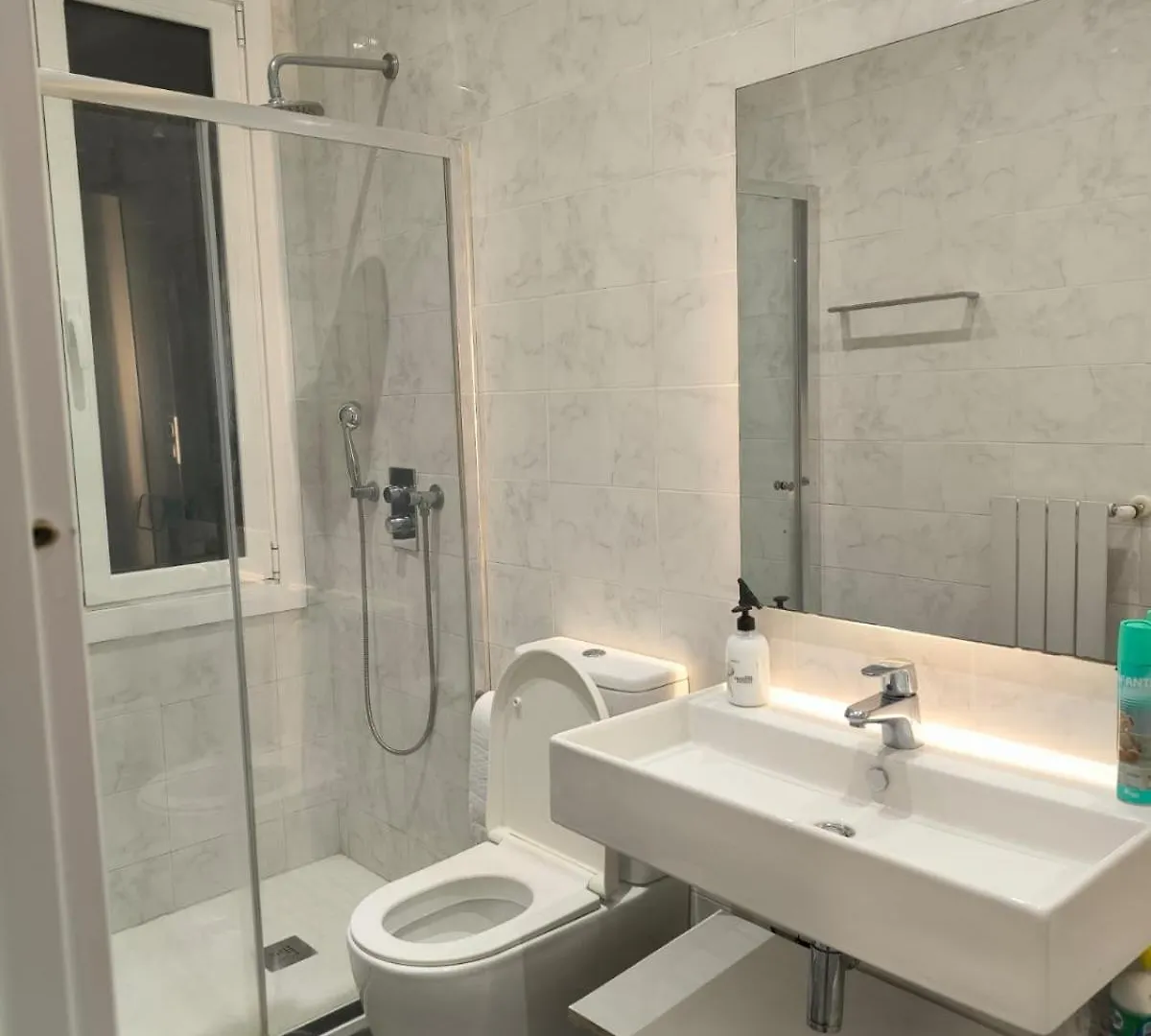 18 Habitacion En Vivienda Centrica Bilbao Homestay